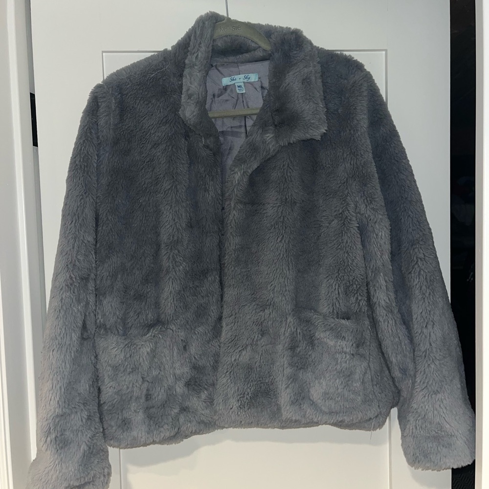 She + sky fur coat